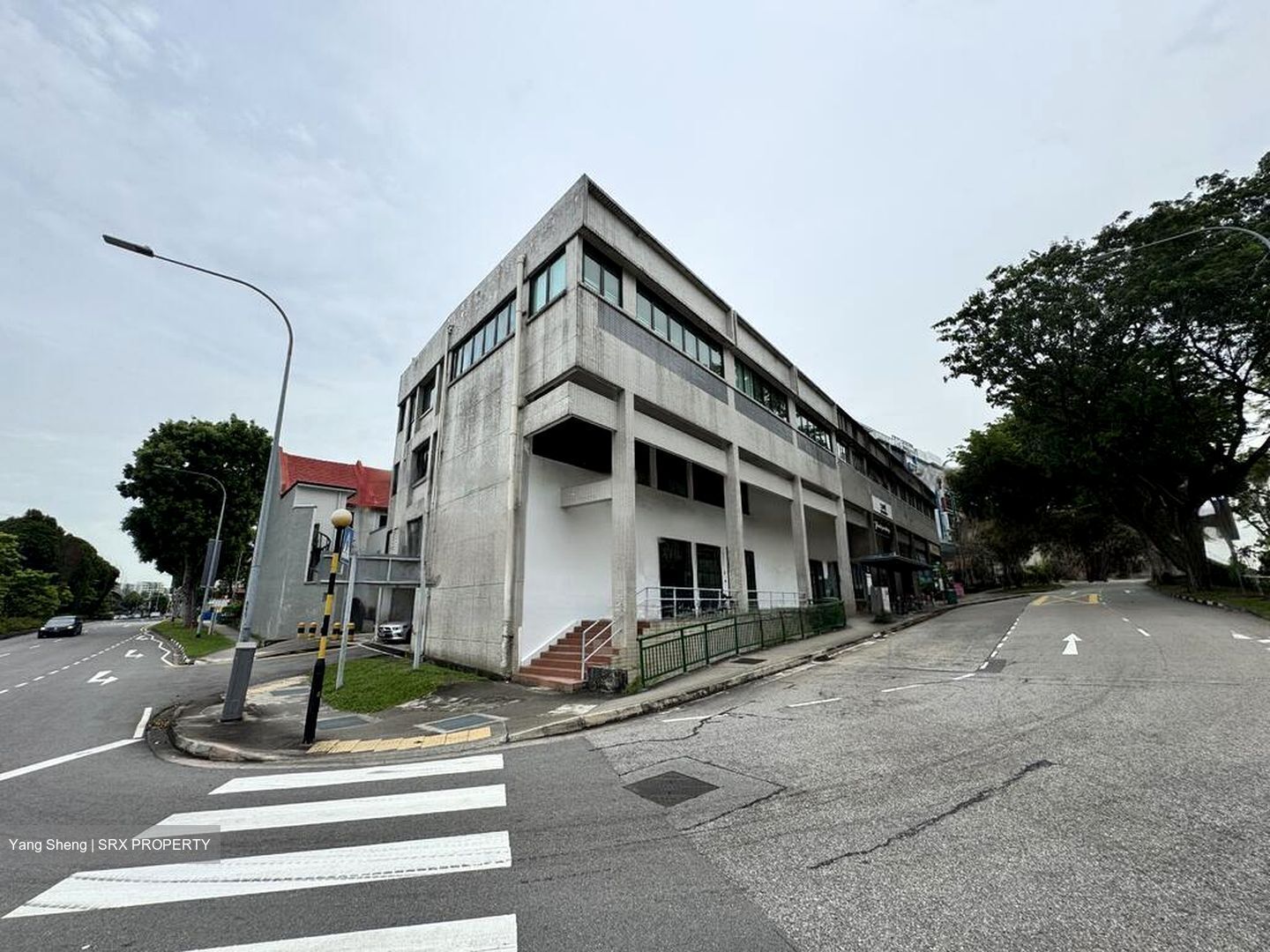 Upper Serangoon Road (D19), Retail #476666061